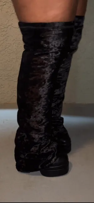 $25 SALE - Velvet Elvira Black