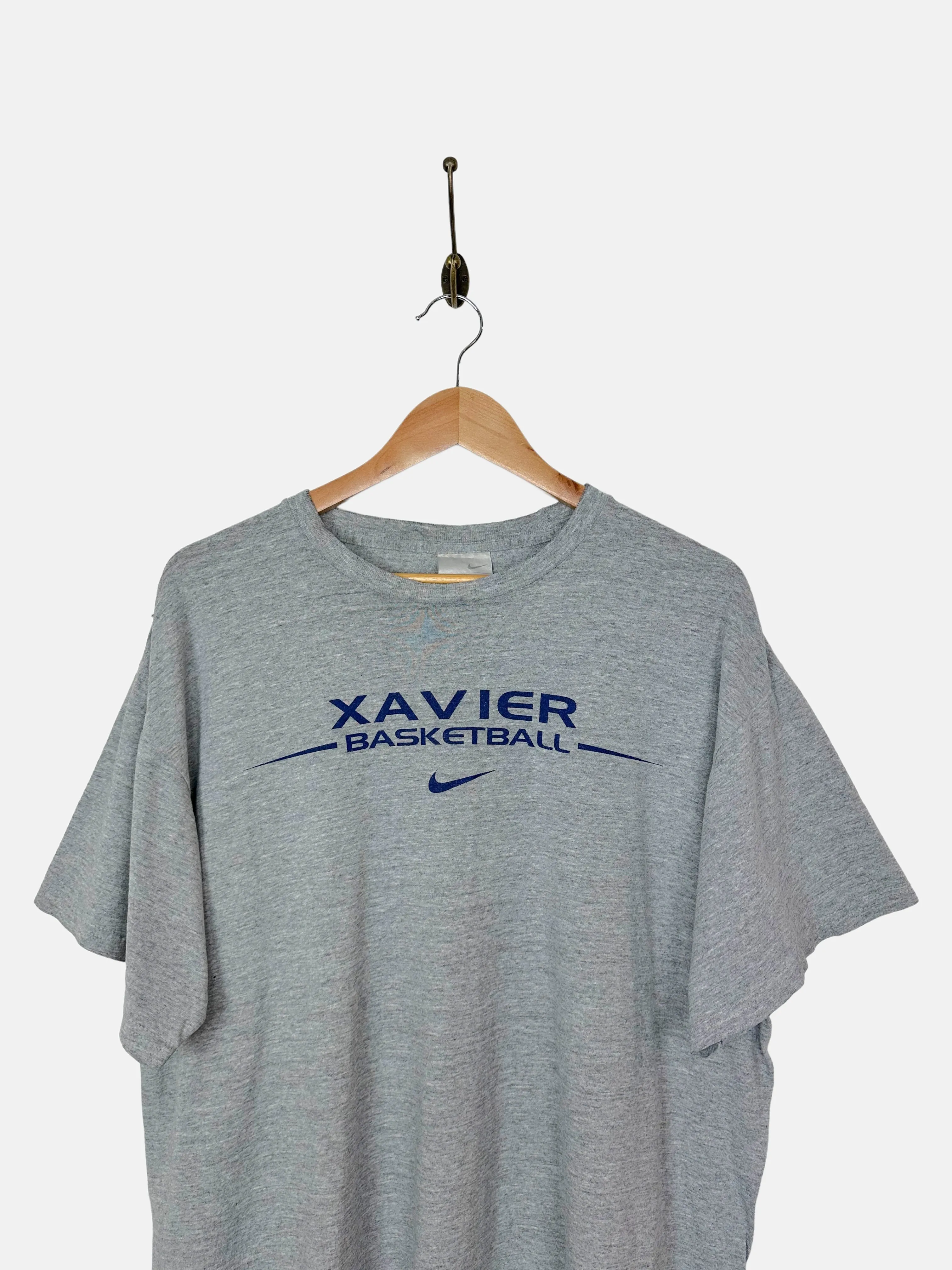 90's Nike Xavier Uni Basketball Vintage T-Shirt Size M