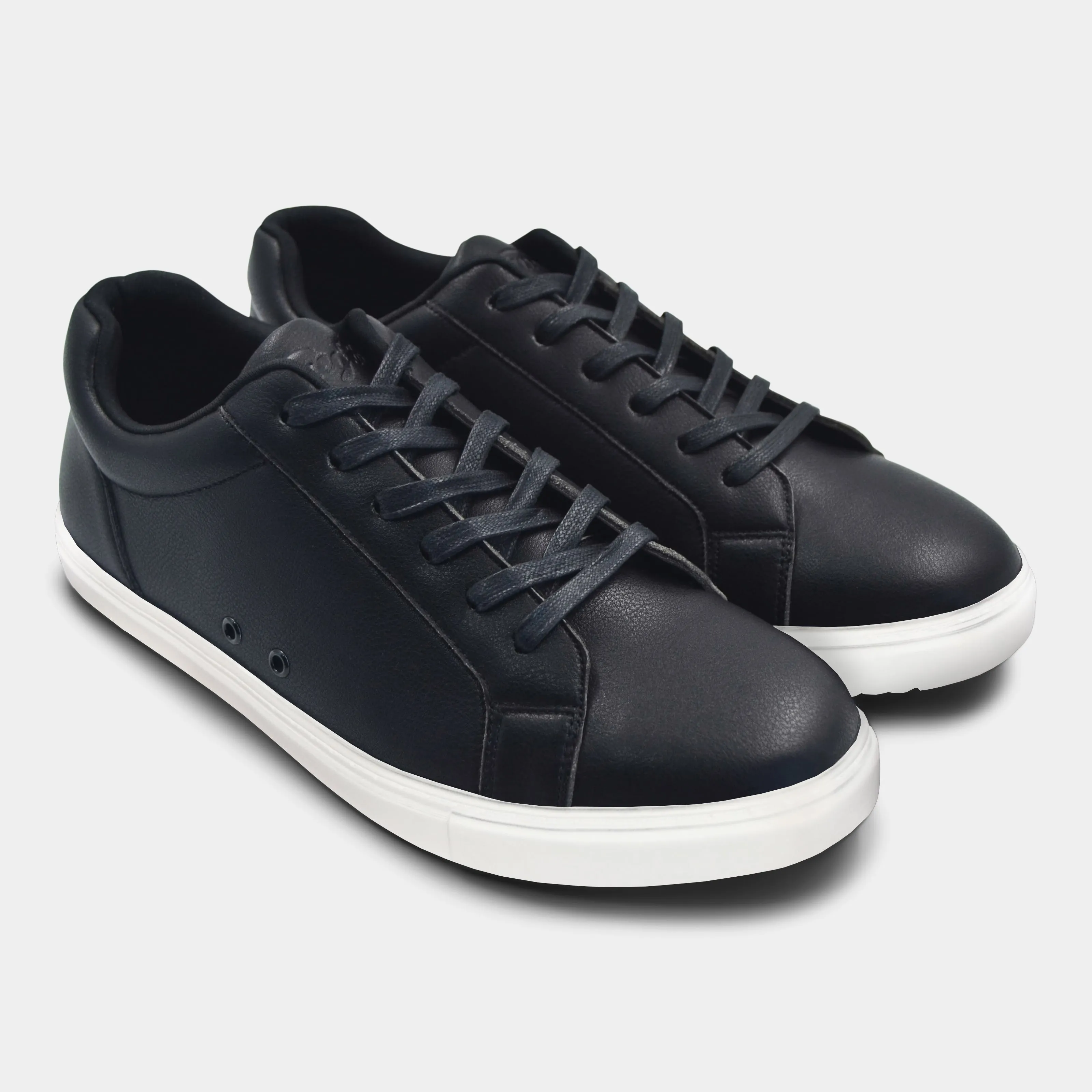 Black Low Top | Fuego Shoes