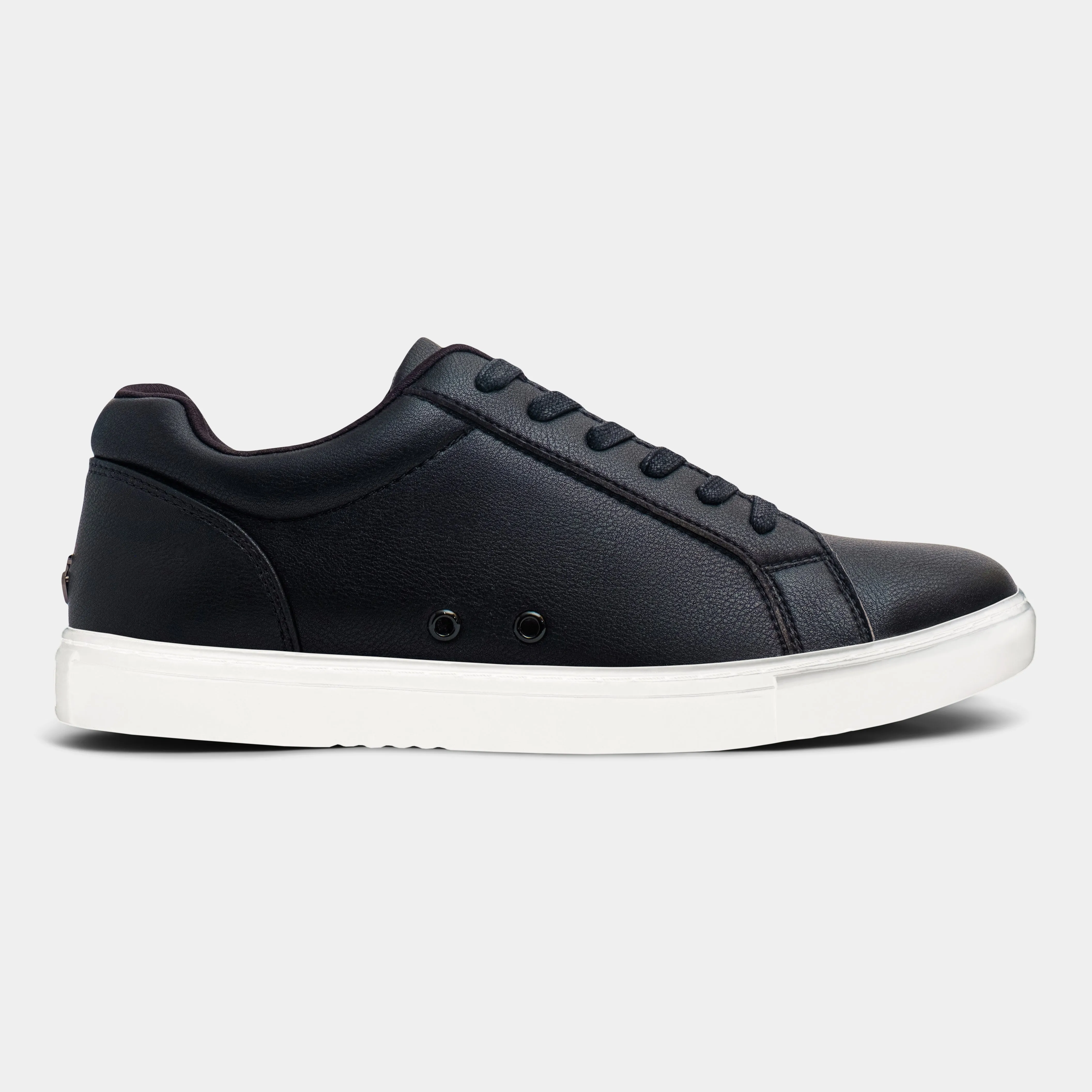 Black Low Top | Fuego Shoes