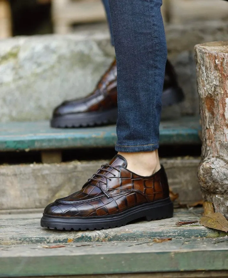 Brown Croc Pattern Chunky Laces