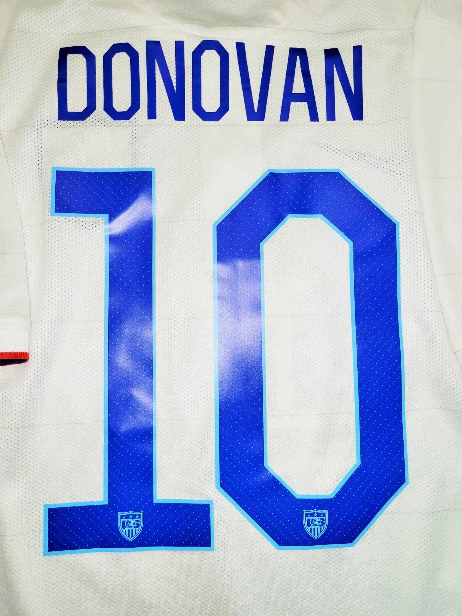 Donovan United States USA 2014 LAST GAME Player Issue Soccer Jersey BNWT L SKU# 578019-105