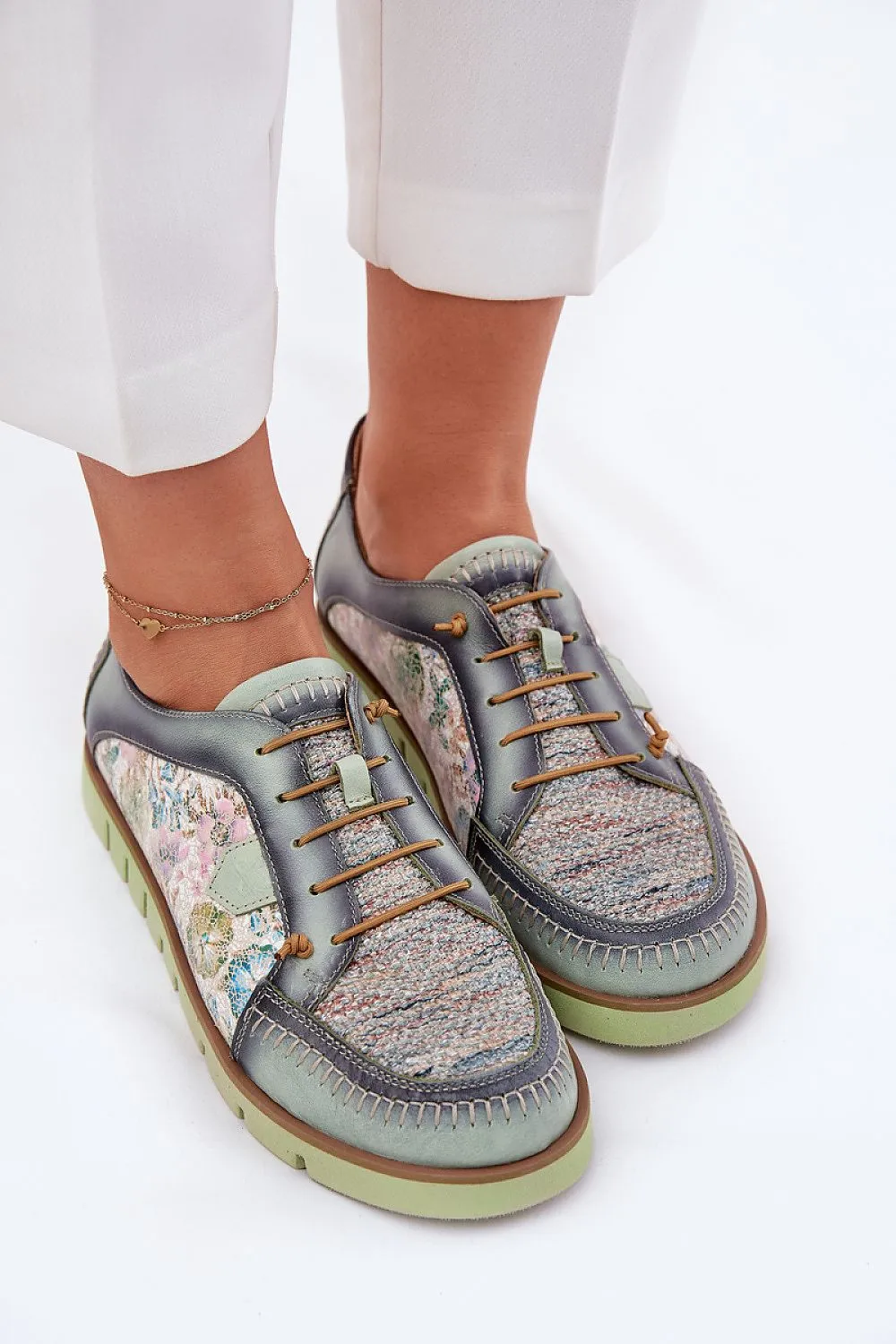 Low Shoes
