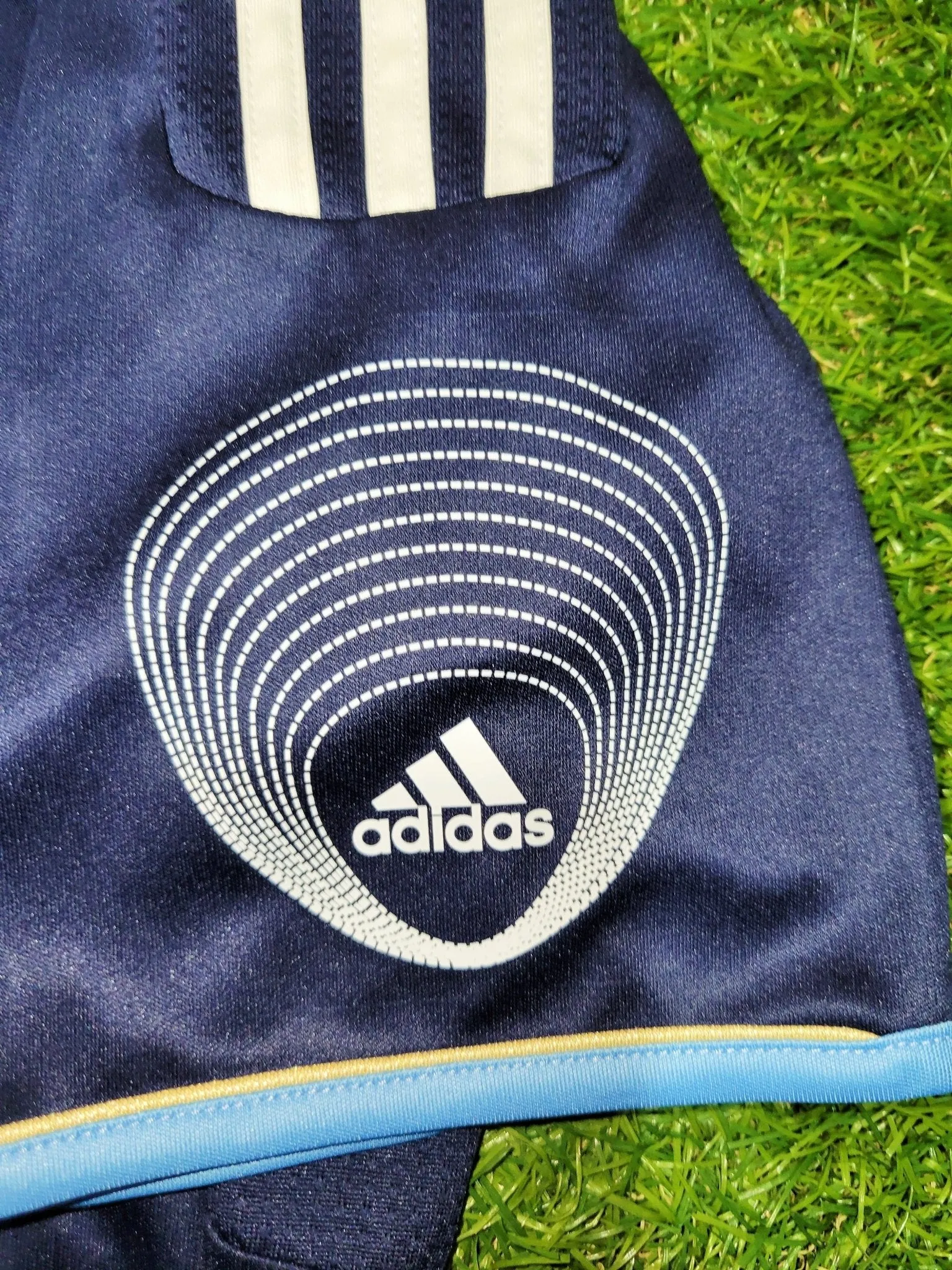 Messi Argentina 2011 2012 FRIENDLY Away Soccer Jersey Shirt L SKU# V88835