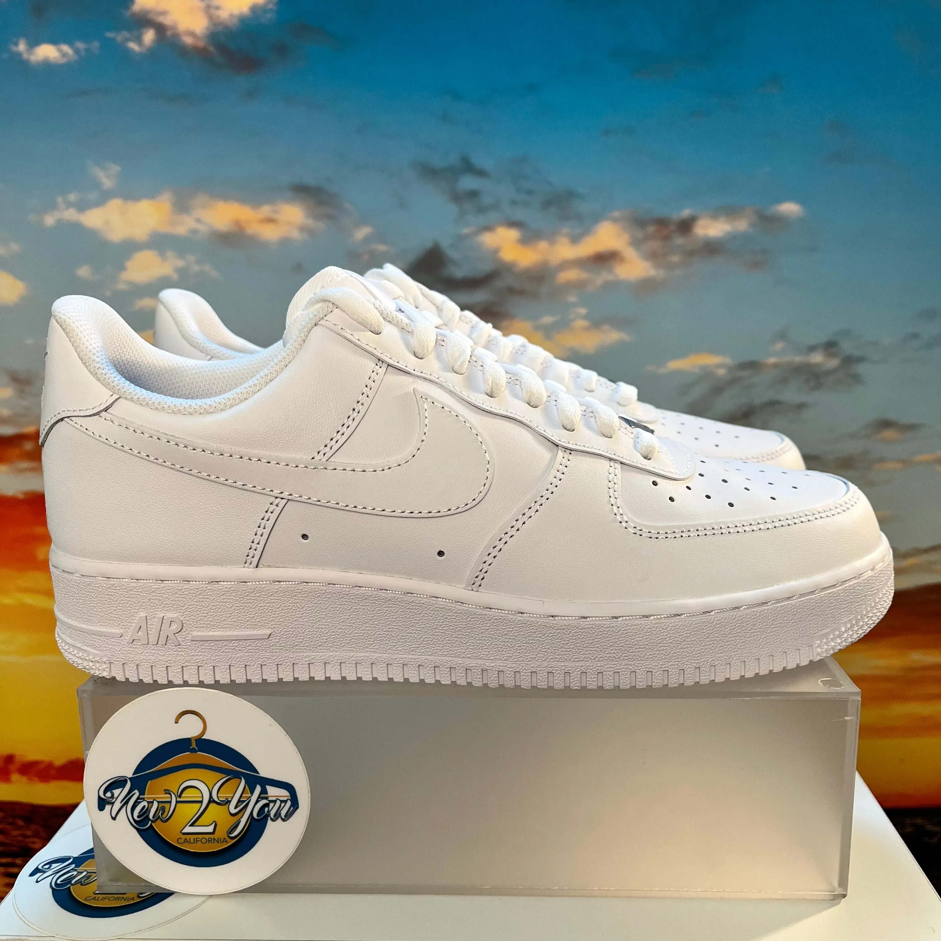 Nike Air Force 1 Low '07 White on White