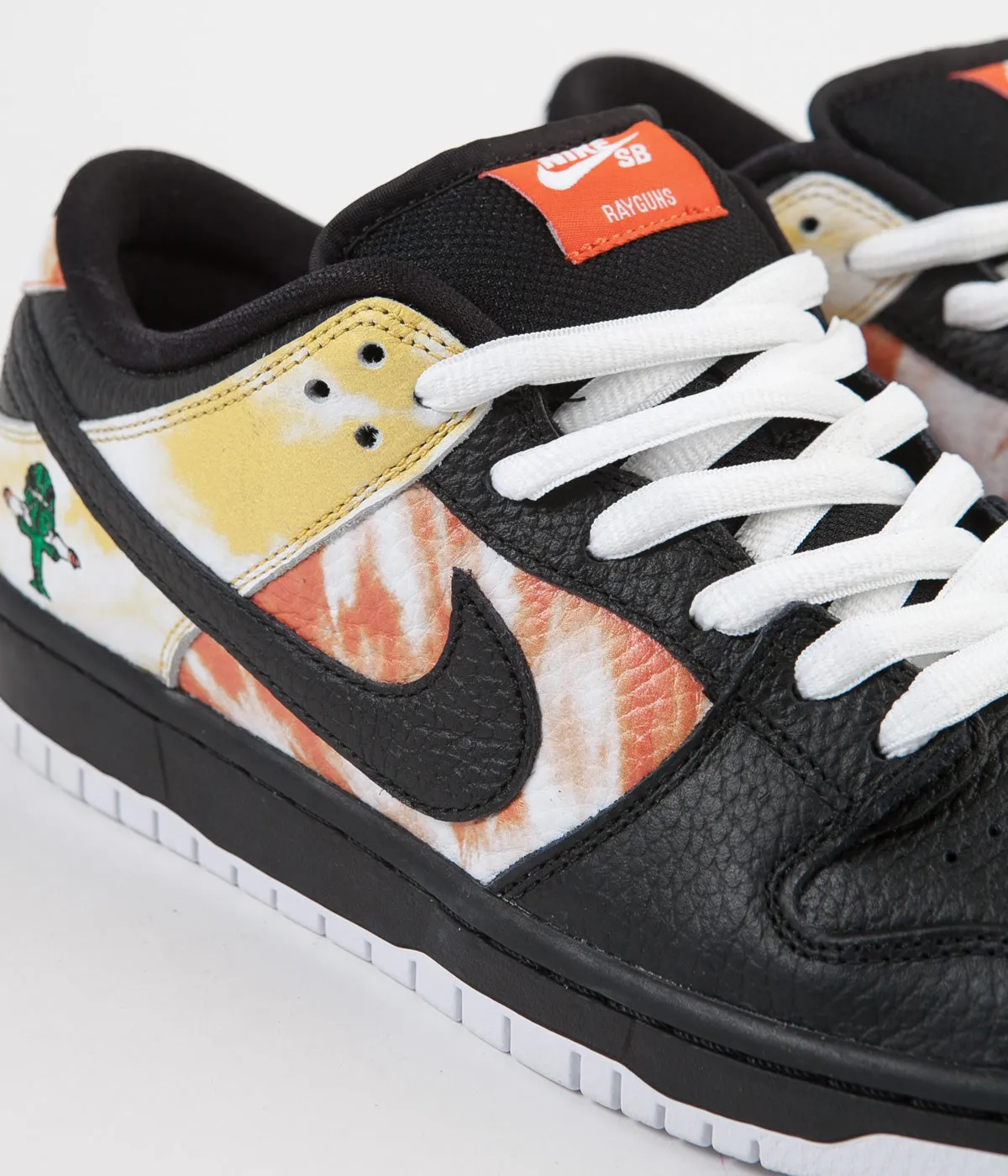 Nike SB 'Raygun Tie-Dye' Dunk Low Pro Shoes - Black / Black - Orange Flash