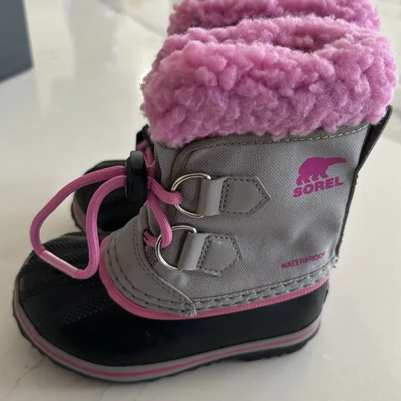 Sorel Children’s Yoot Pac Nylon Boots-NWT!!!