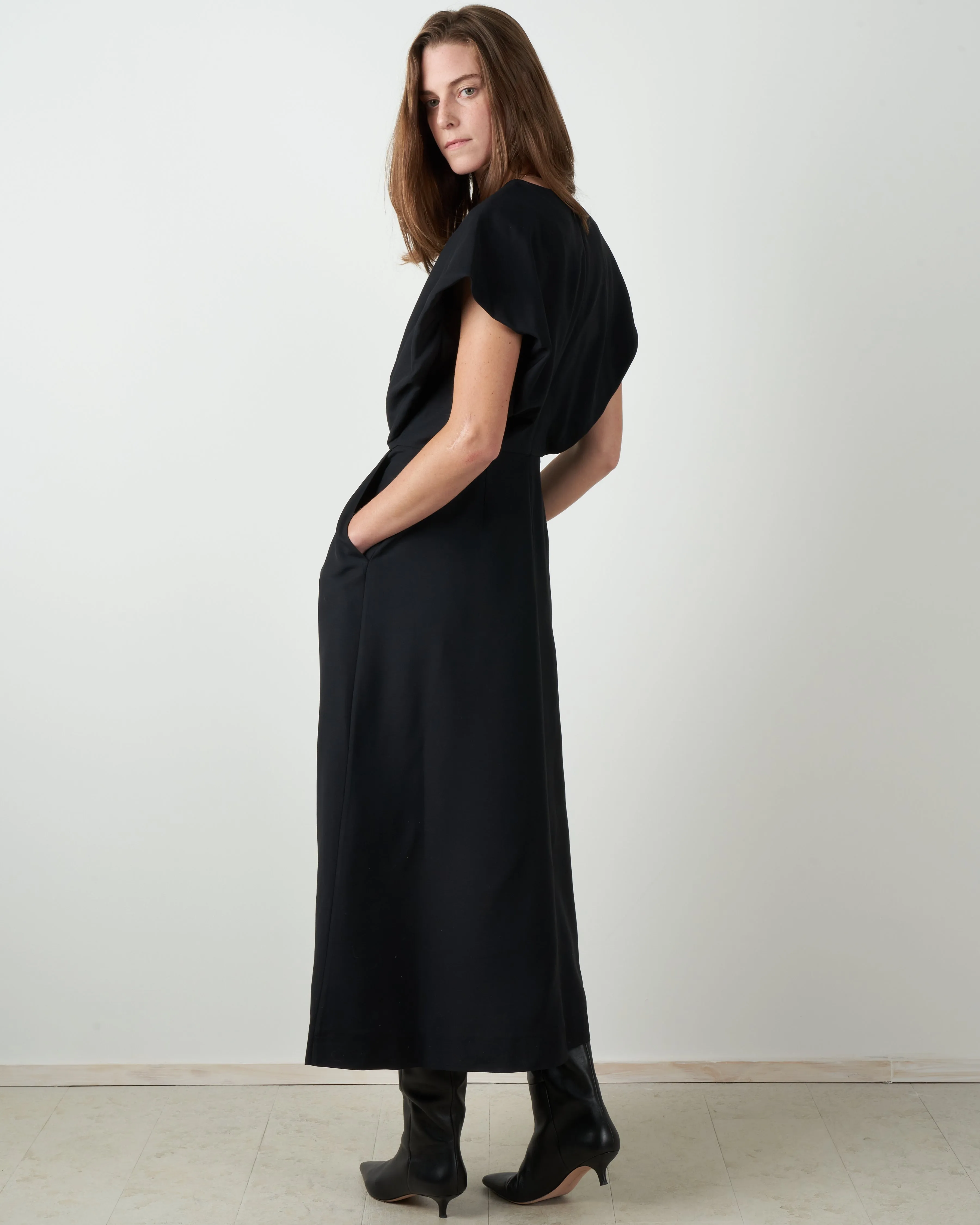v-neck dress - black