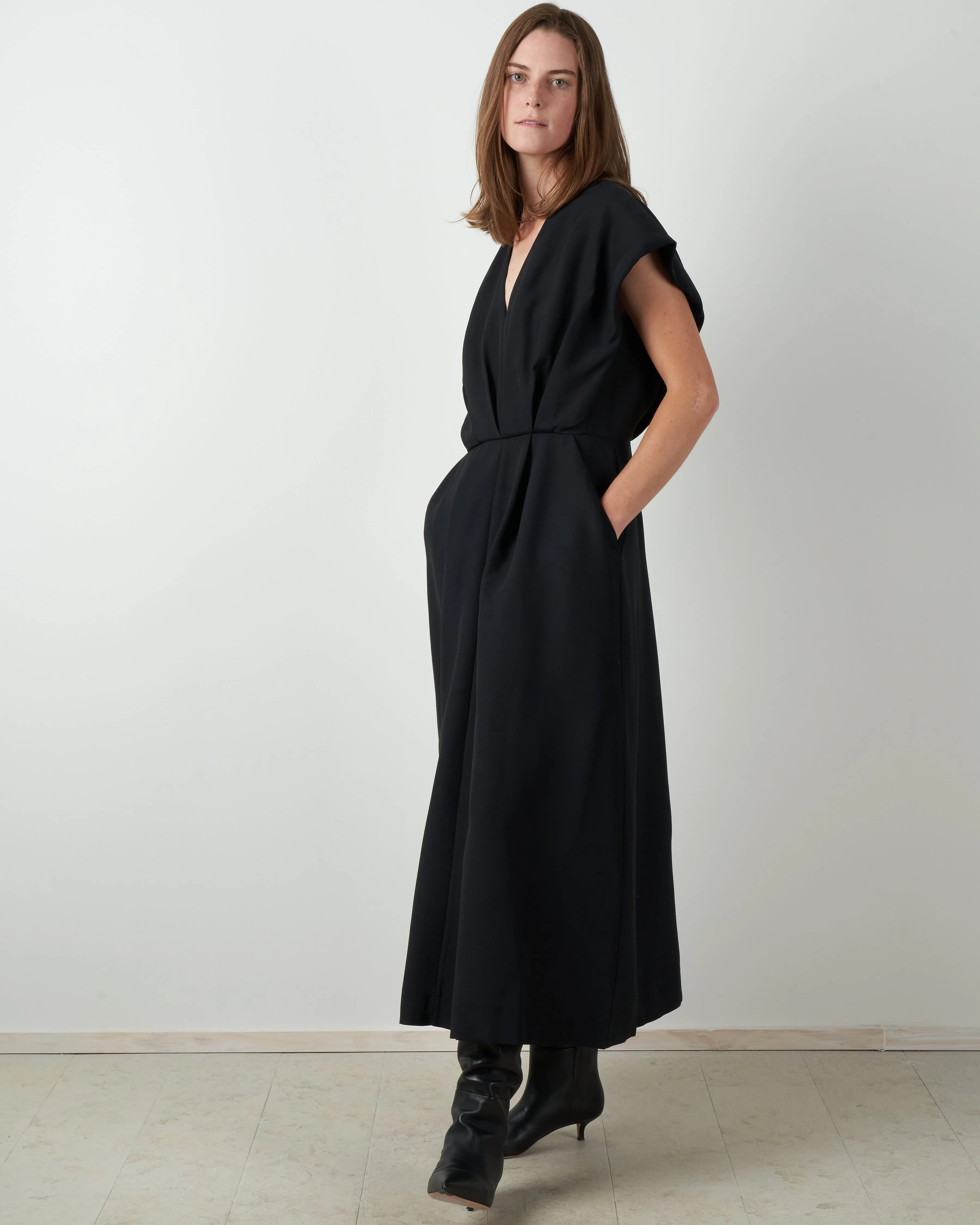 v-neck dress - black