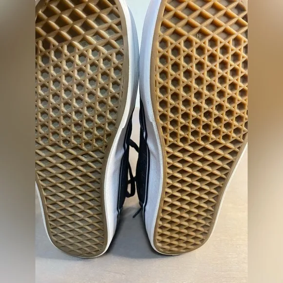 VANS Off the wall men’s‎ shoes