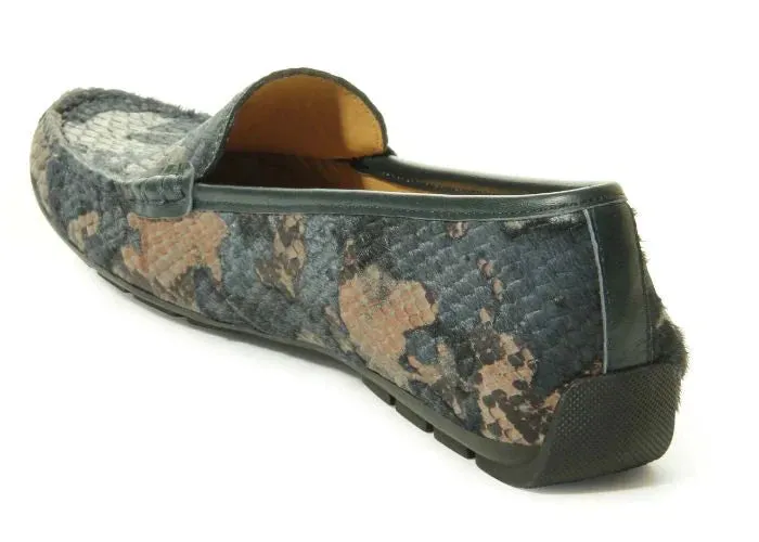 WOMEN'S VANELI ALBION LOAFER | BLUE KEPRIE
