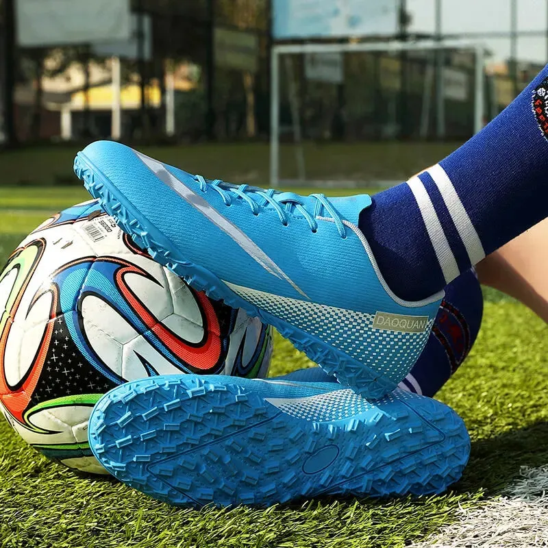 ZHENZU Size 32-47 Football Boots Kids Boys Soccer Shoes Outdoor AG/TF Ultralight Soccer Cleats Sneakers